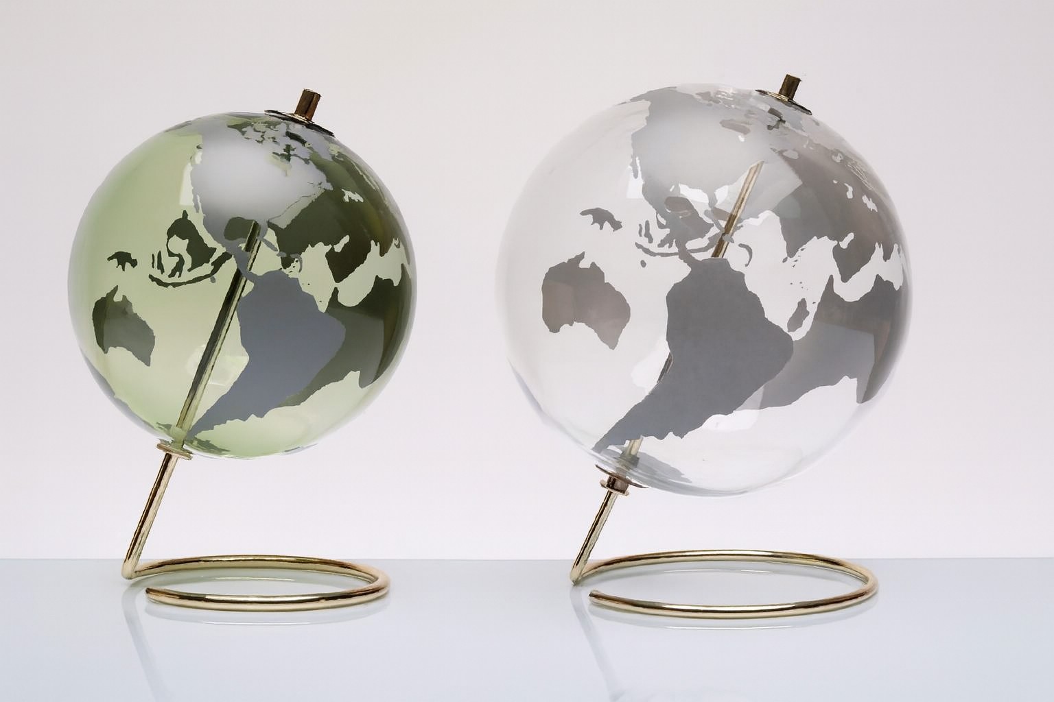 Linea Gira il mondo, gira...